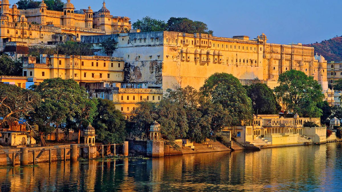 Why Choose Udaipur for a Holiday Tour?