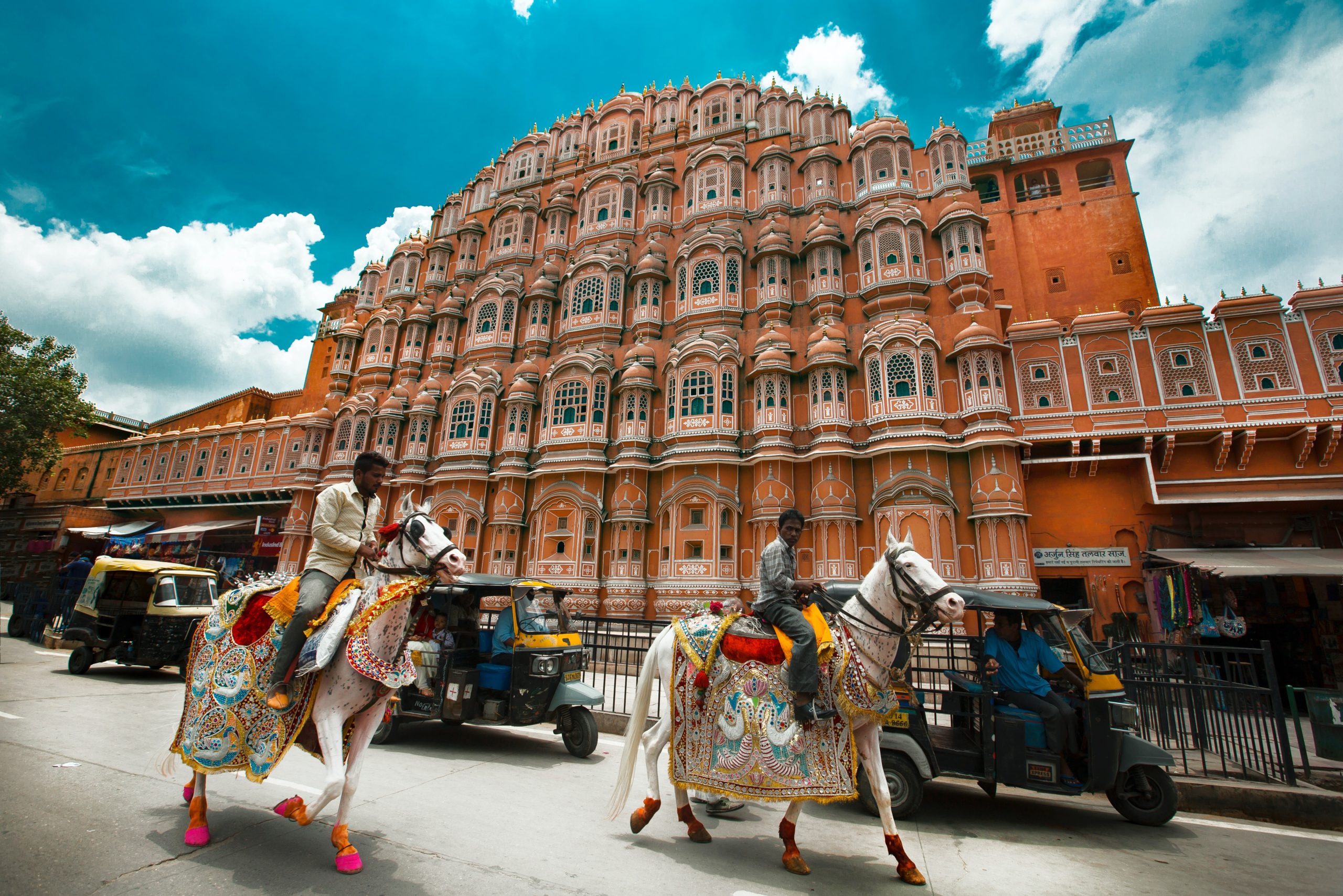 Hire Go Rajasthan Travel for Rajasthan Packages from Ahmedabad