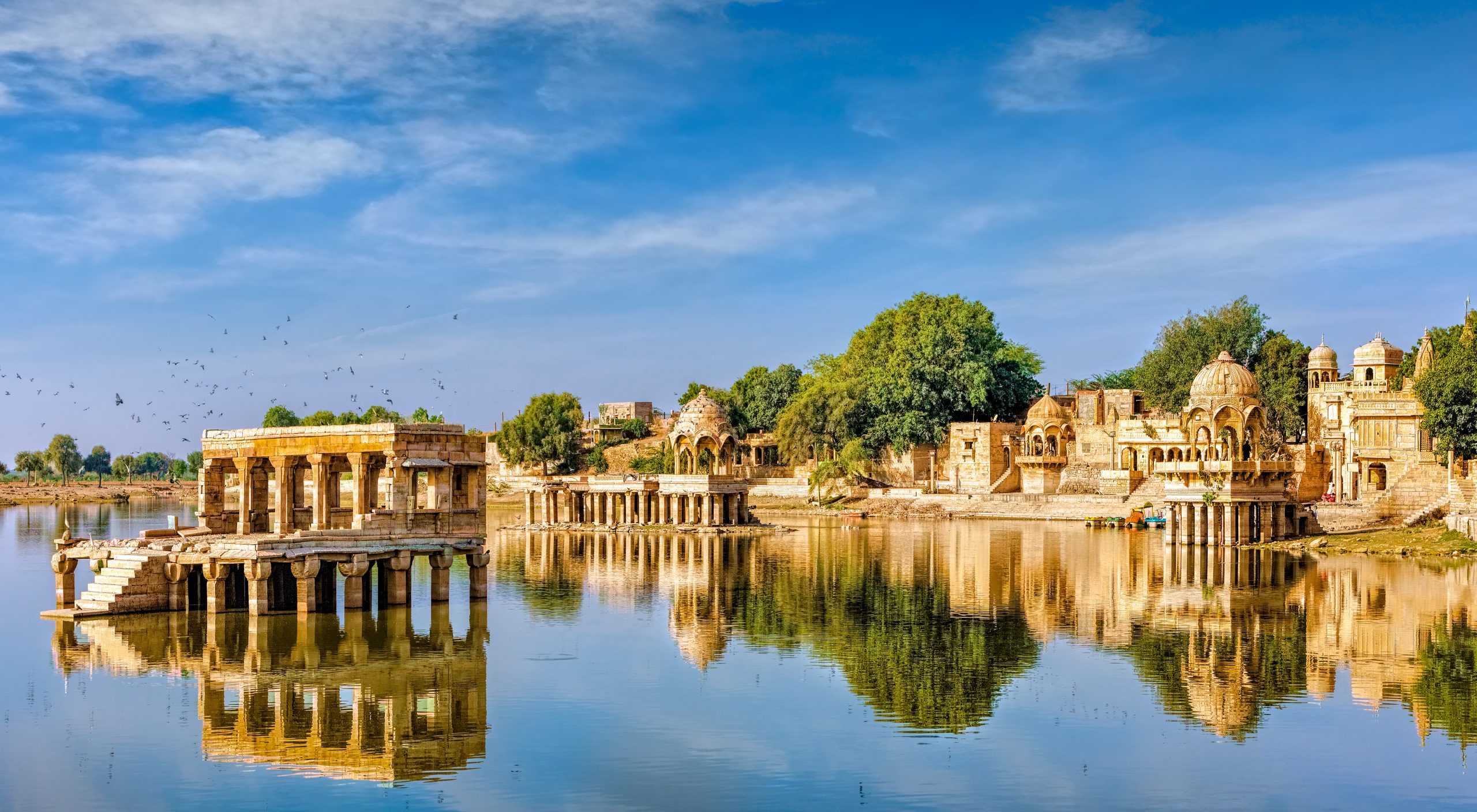 Enjoy This New Year by Taking Rajasthan Tour Package