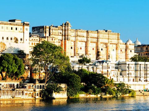 Explore the Best Destinations in Udaipur for the First Week of October