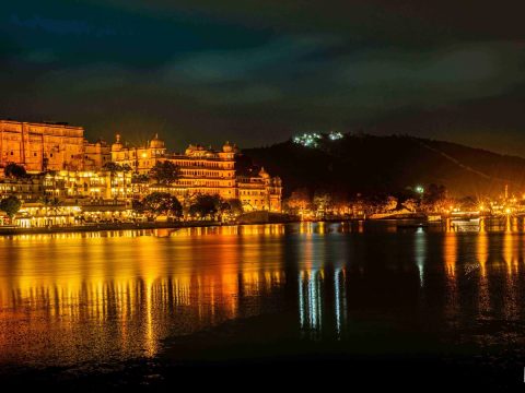 Top Travelling Destinations to Explore in Udaipur: A Complete Guide for Your Journey