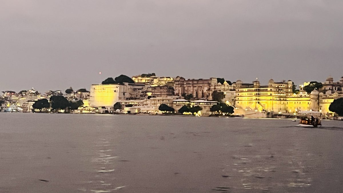 Celebrate Diwali in Udaipur – Experience the City of Lakes Illuminated with Joy