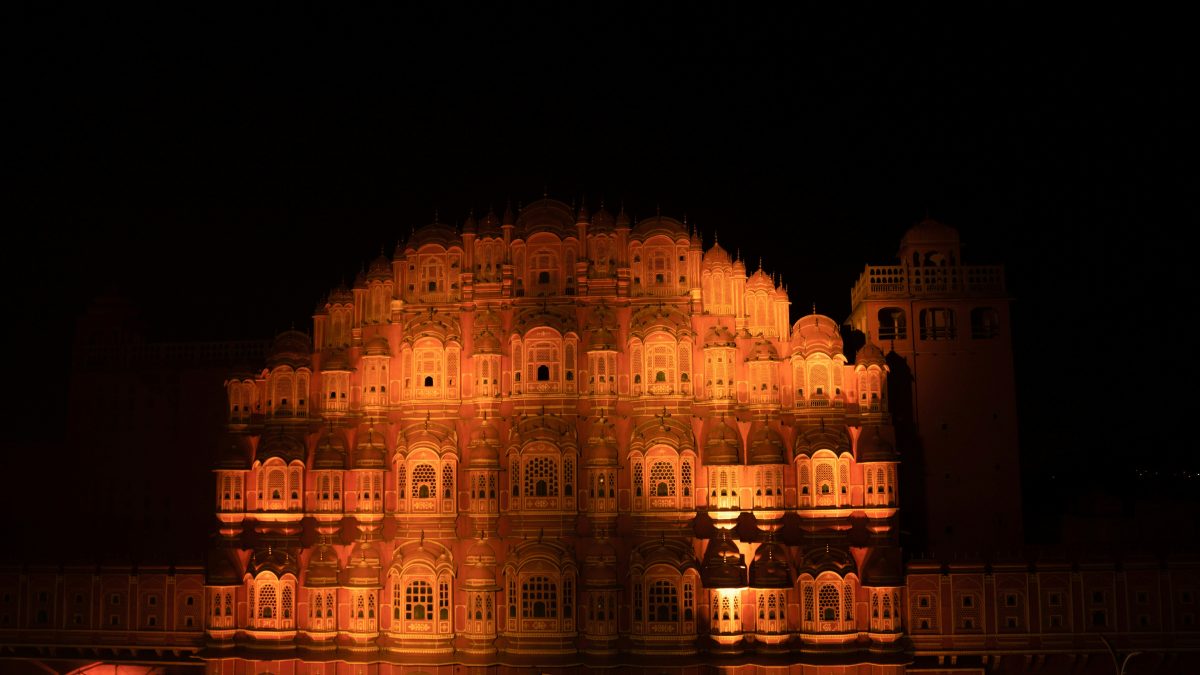 Feel the Festive Spirit of Diwali Amidst Jaipur’s Grandeur