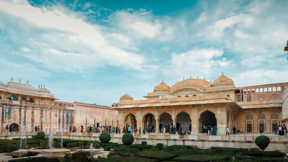 Explore Royal Heritage with Rajasthan Packages from Mumbai