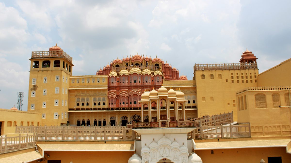 Why International Tour Operators Prefer Jaipur DMC Services