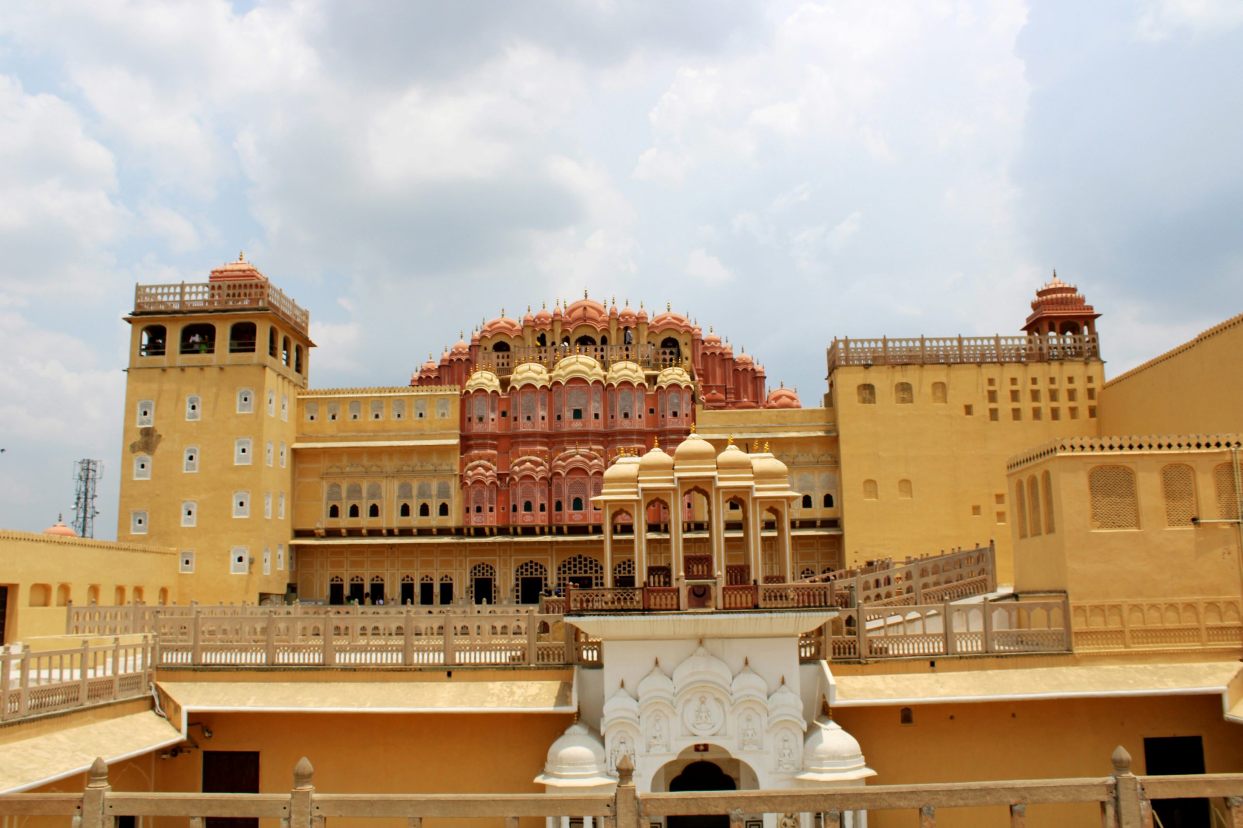 Why International Tour Operators Prefer Jaipur DMC Services