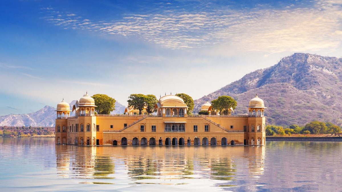 Make Raksha Bandhan Special with a Royal Jaipur Holiday