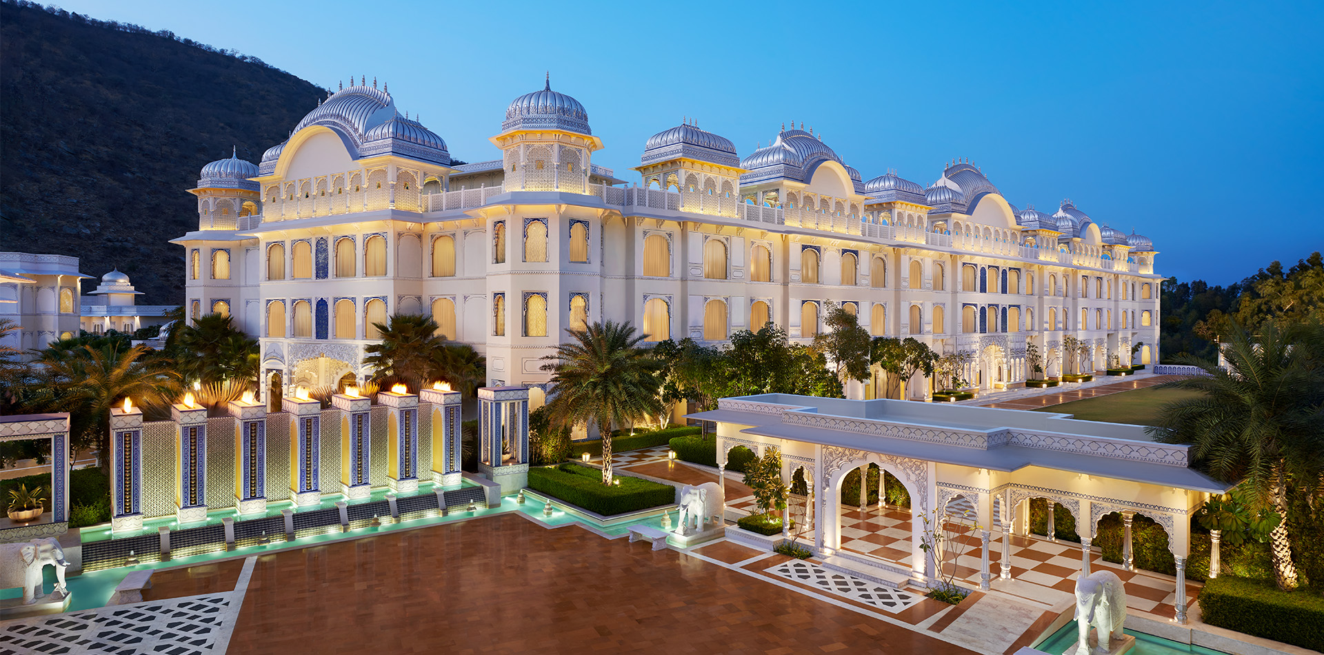 Jaipur Premium Stays: Crafting Unforgettable Luxury Travel Experiences